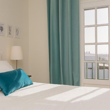 Apartamento Om Con Piscina Y Vistas Al Mar Lägenhet Costa Teguise Exteriör bild