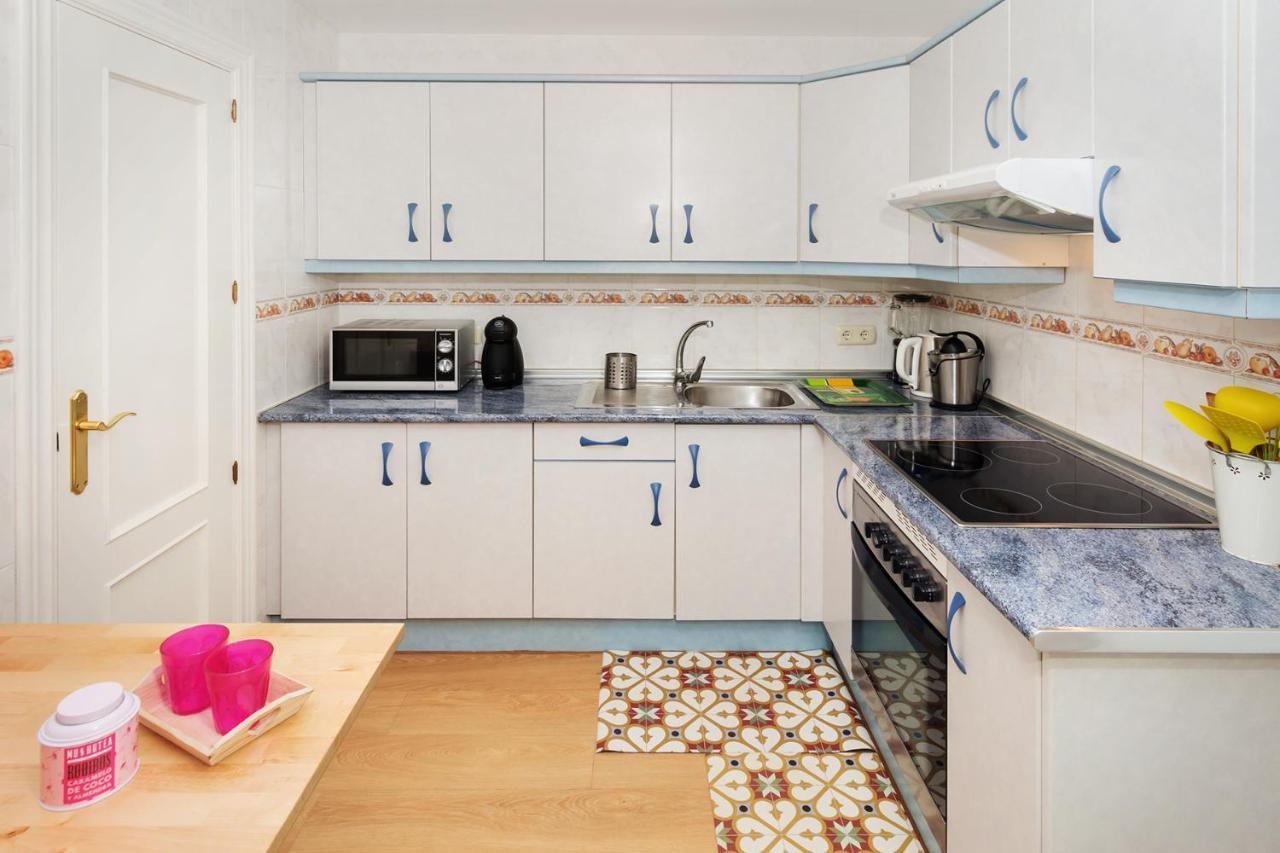 Apartamento Om Con Piscina Y Vistas Al Mar Lägenhet Costa Teguise Exteriör bild